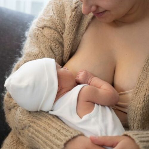 Θηλασμός μετά από καισαρική τομή