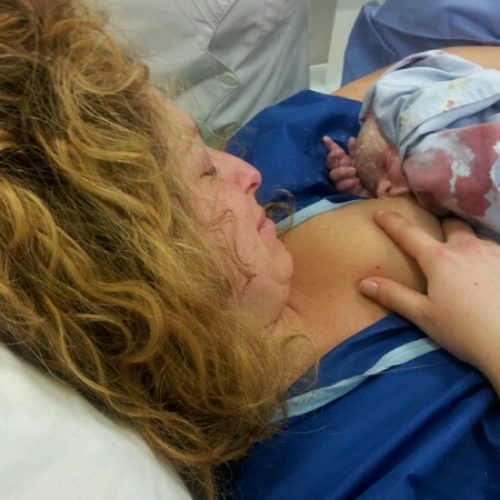 Η ιστορία θηλασμού της Πέρσας – Ξανά από την αρχή