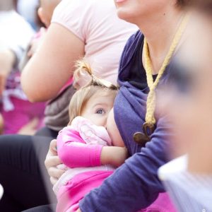 Η ιστορία θηλασμού της Ευης και της Σοφίας