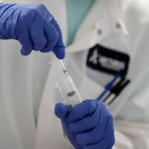 Κορονοϊός : Πιθανή θεραπεία από μητρικό γάλα